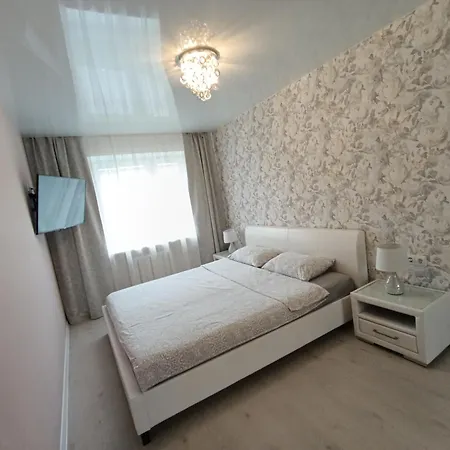 Apartment Apartment *